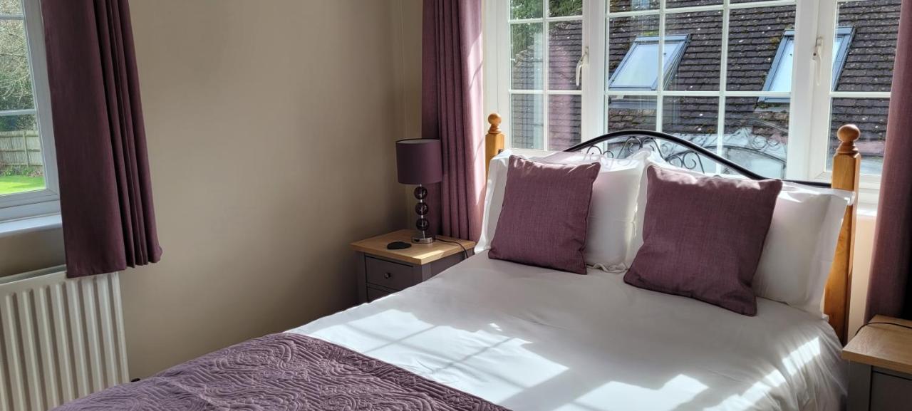 Ha'Penny Acre Bed & Breakfast Sherfield English Dış mekan fotoğraf