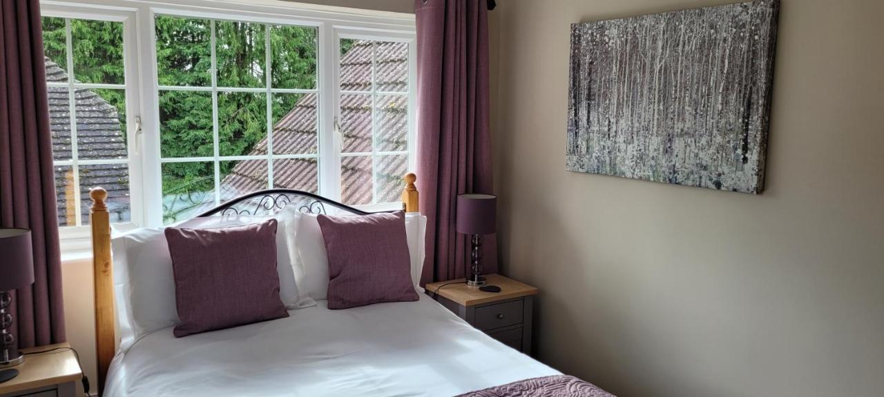 Ha'Penny Acre Bed & Breakfast Sherfield English Dış mekan fotoğraf