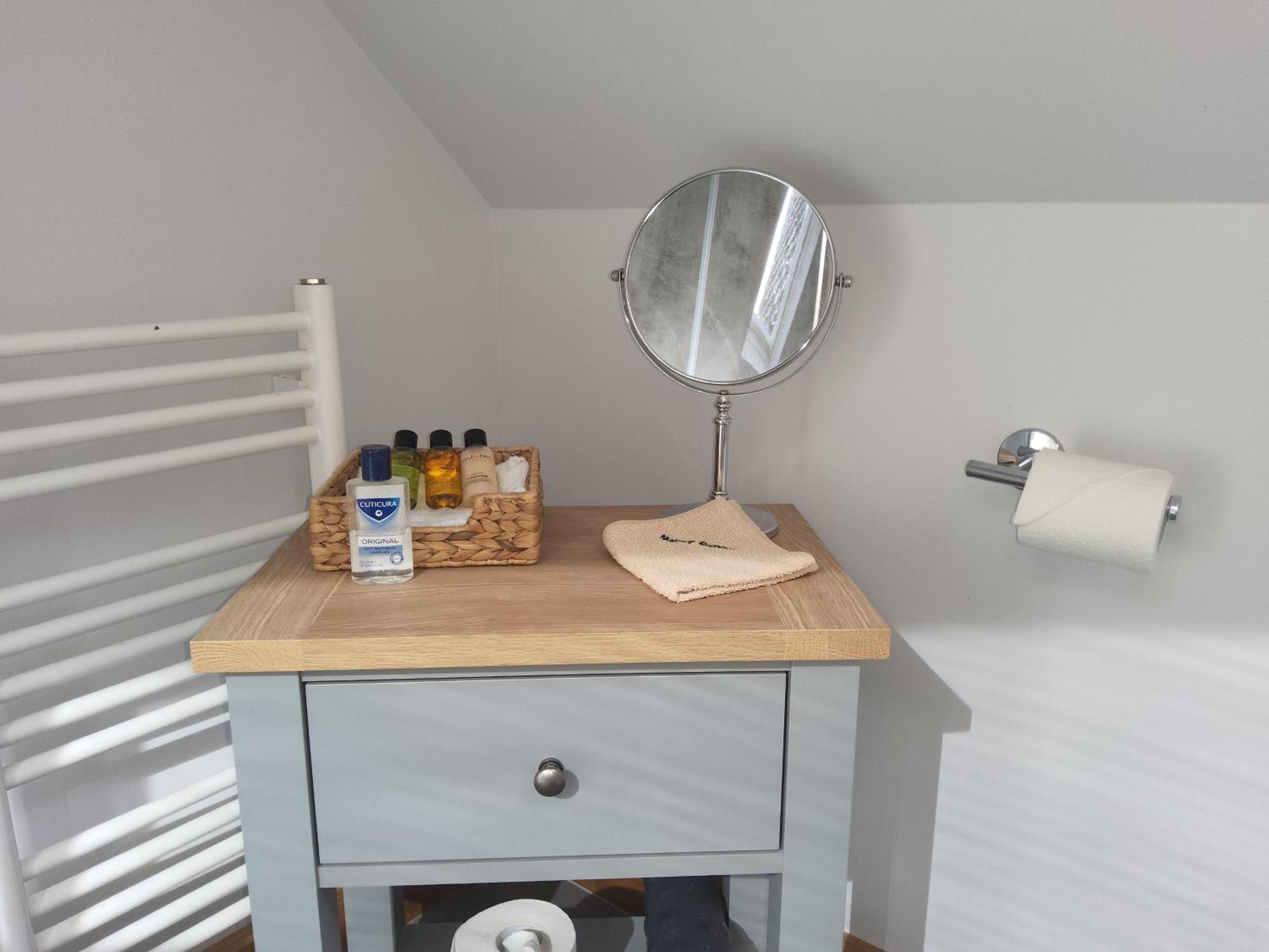 Ha'Penny Acre Bed & Breakfast Sherfield English Dış mekan fotoğraf