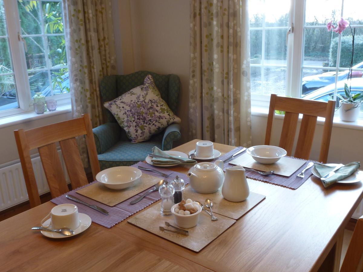 Ha'Penny Acre Bed & Breakfast Sherfield English Dış mekan fotoğraf